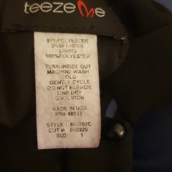 Dress - Picture 3 of 3